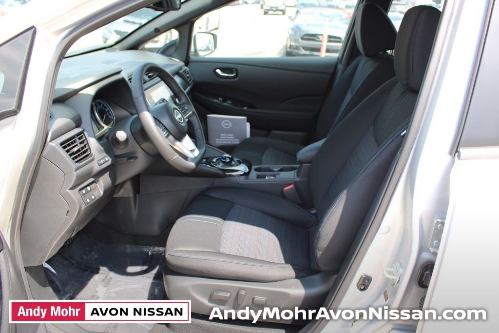 2025 Nissan Leaf SV Plus
