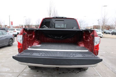 2017 Nissan Titan SV