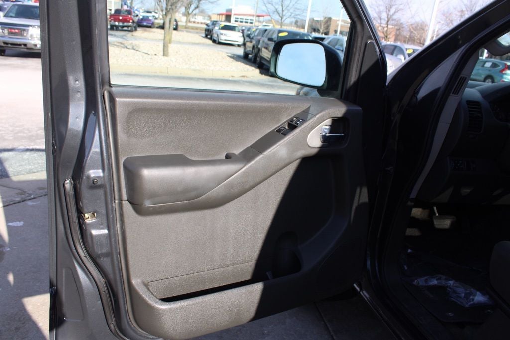 2012 Nissan Frontier SV