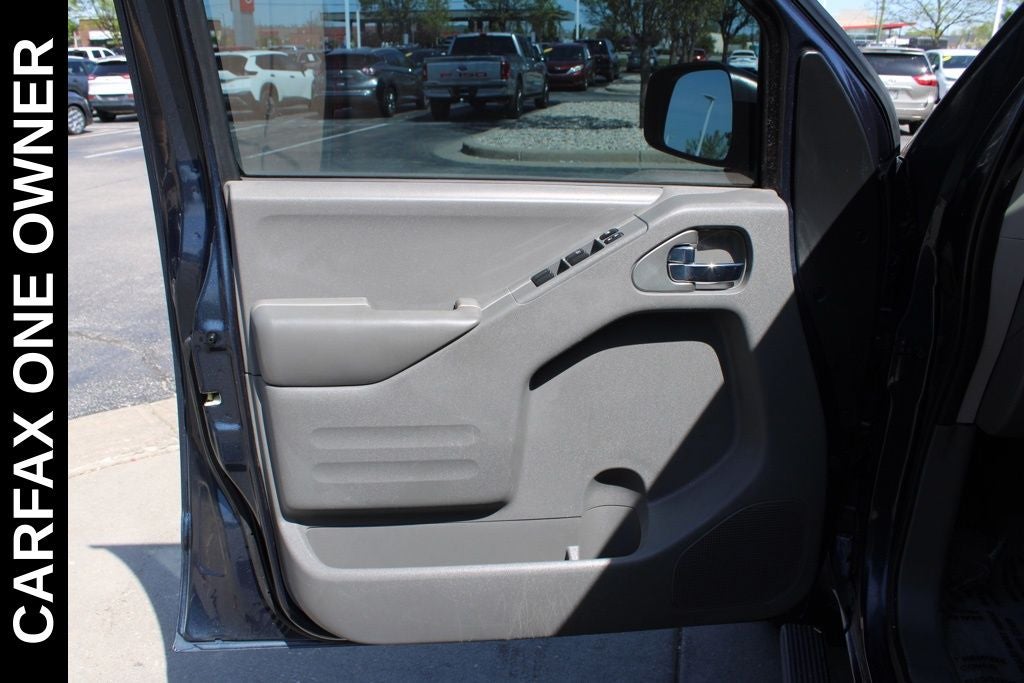 2015 Nissan Frontier SV