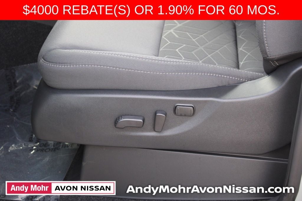 2025 Nissan Frontier SV