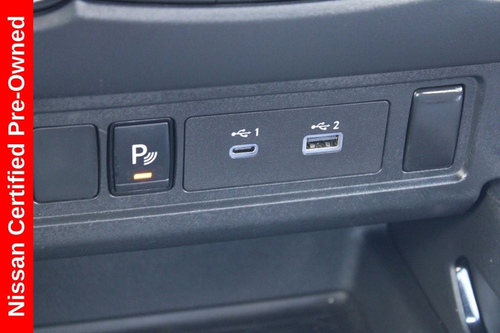 2023 Nissan Frontier SV