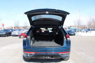 2022 Volkswagen Atlas Cross Sport 3.6L V6 SEL Premium R-Line