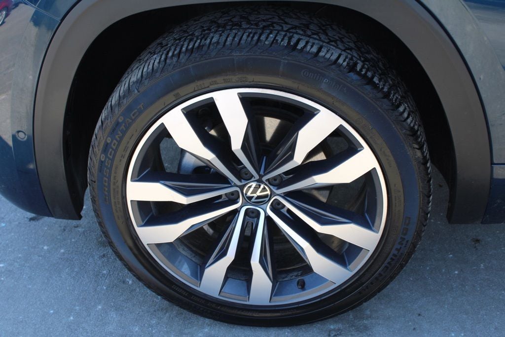 2022 Volkswagen Atlas Cross Sport 3.6L V6 SEL Premium R-Line