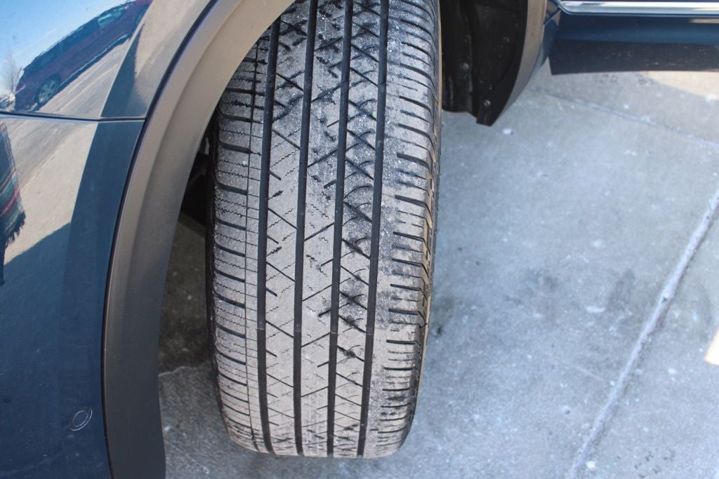 2022 Volkswagen Atlas Cross Sport 3.6L V6 SEL Premium R-Line