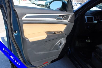 2022 Volkswagen Atlas Cross Sport 3.6L V6 SEL Premium R-Line