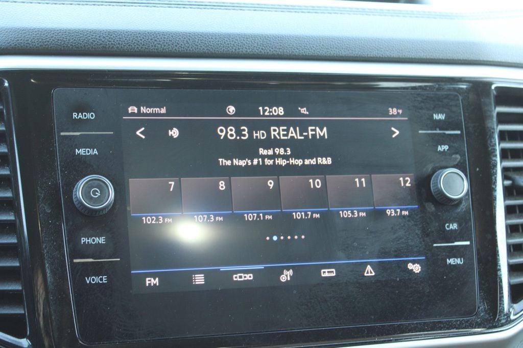 2022 Volkswagen Atlas Cross Sport 3.6L V6 SEL Premium R-Line