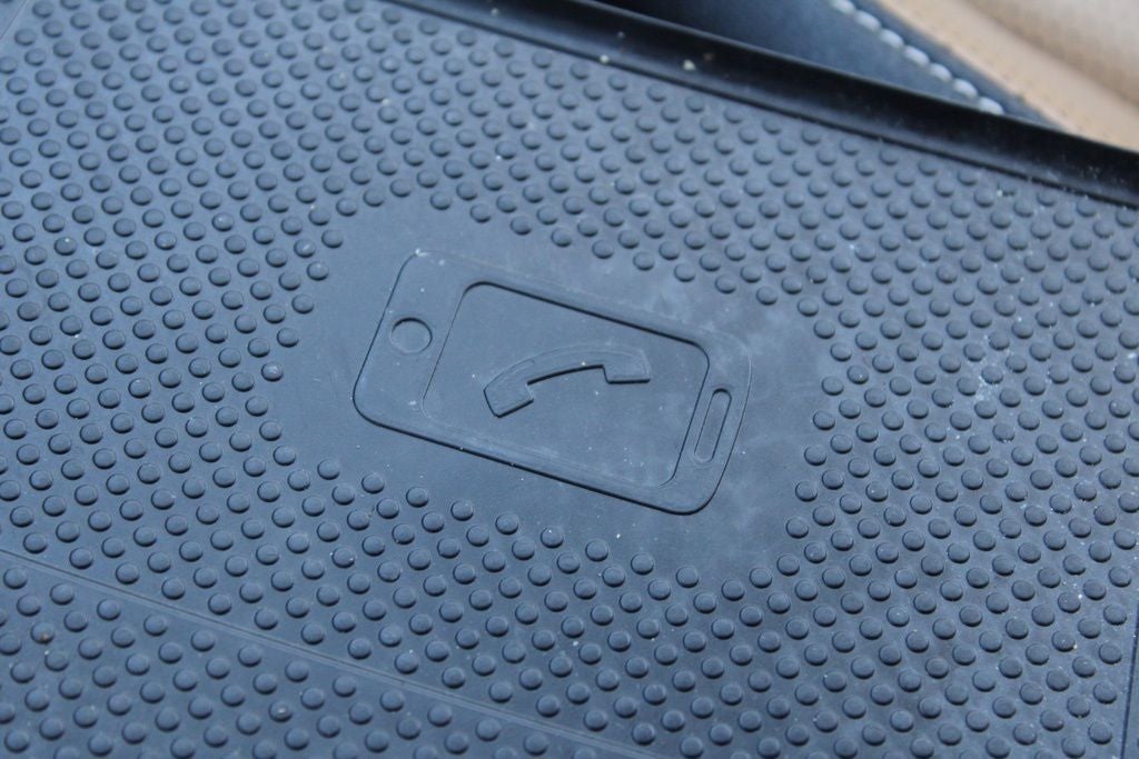 2022 Volkswagen Atlas Cross Sport 3.6L V6 SEL Premium R-Line