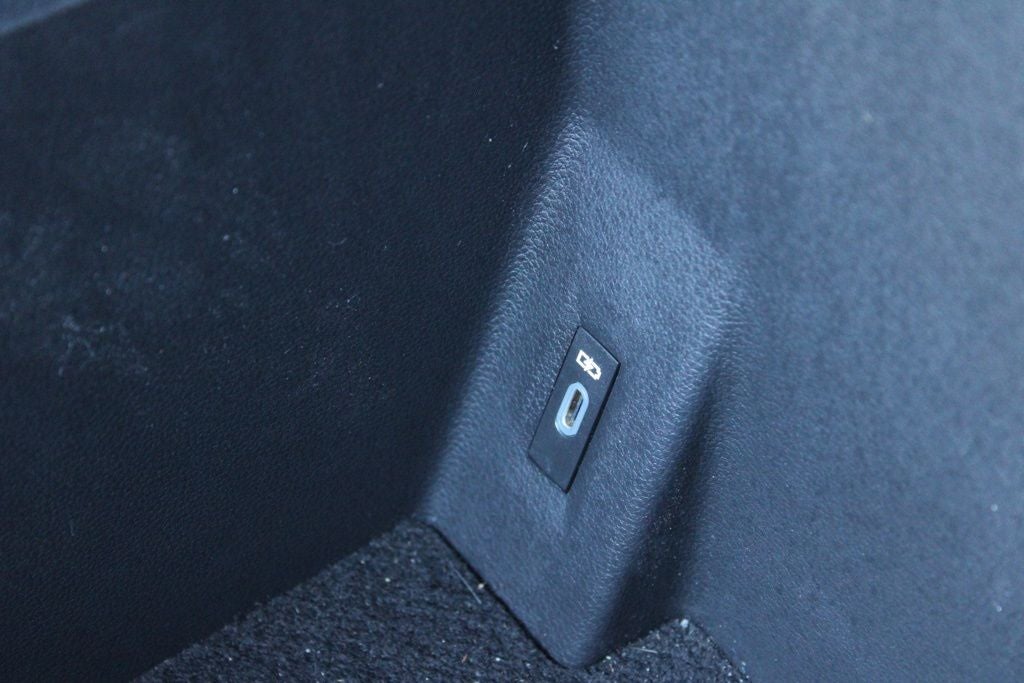 2022 Volkswagen Atlas Cross Sport 3.6L V6 SEL Premium R-Line