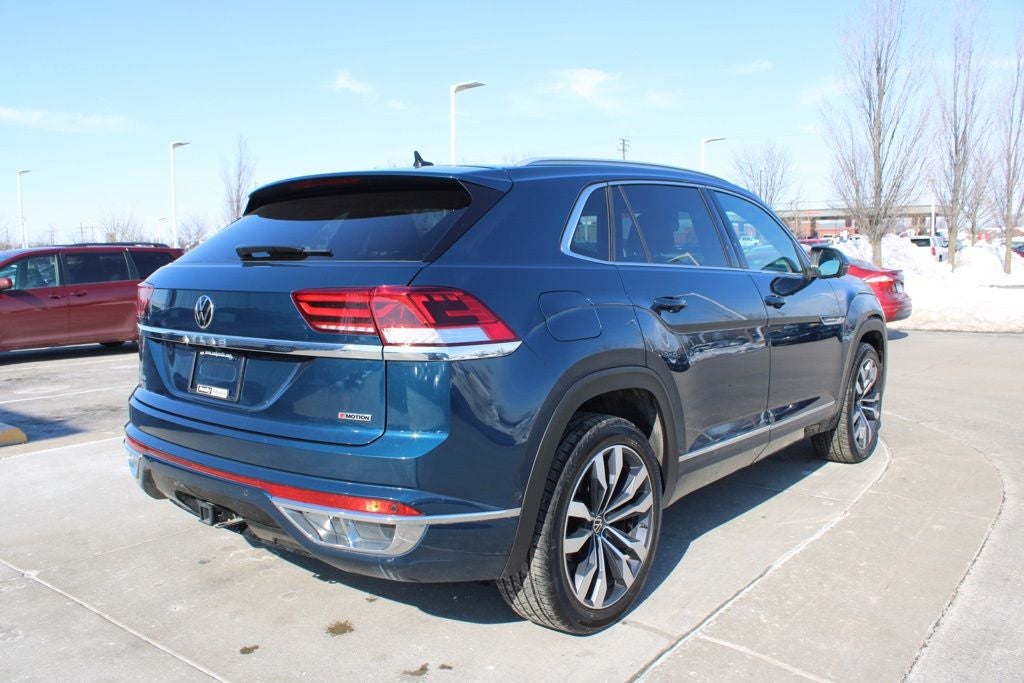 2022 Volkswagen Atlas Cross Sport 3.6L V6 SEL Premium R-Line