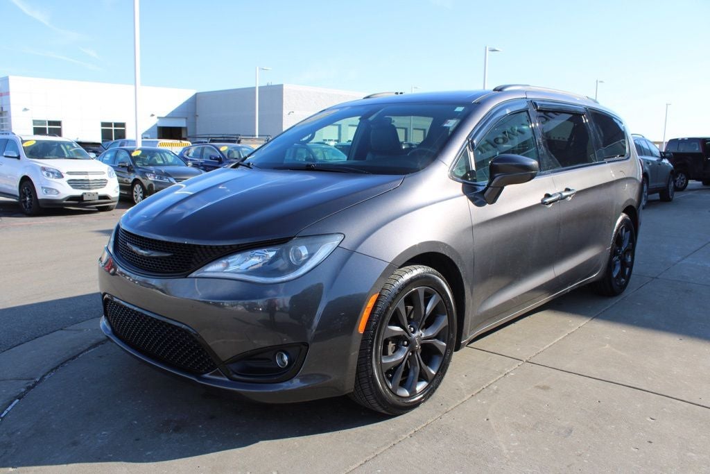 2018 Chrysler Pacifica Touring L