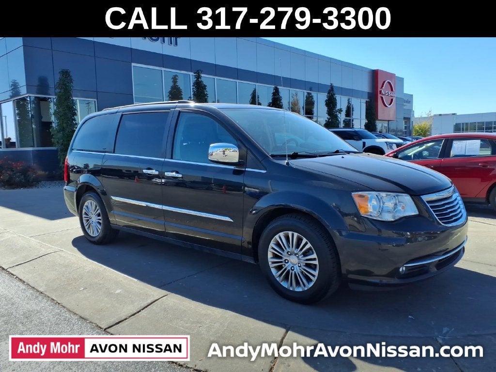 2016 Chrysler Town & Country Touring-L