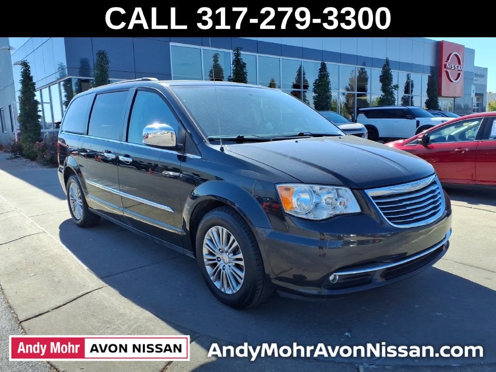 2016 Chrysler Town & Country Touring-L