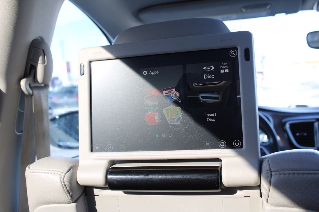 2018 Chrysler Pacifica Touring L Plus