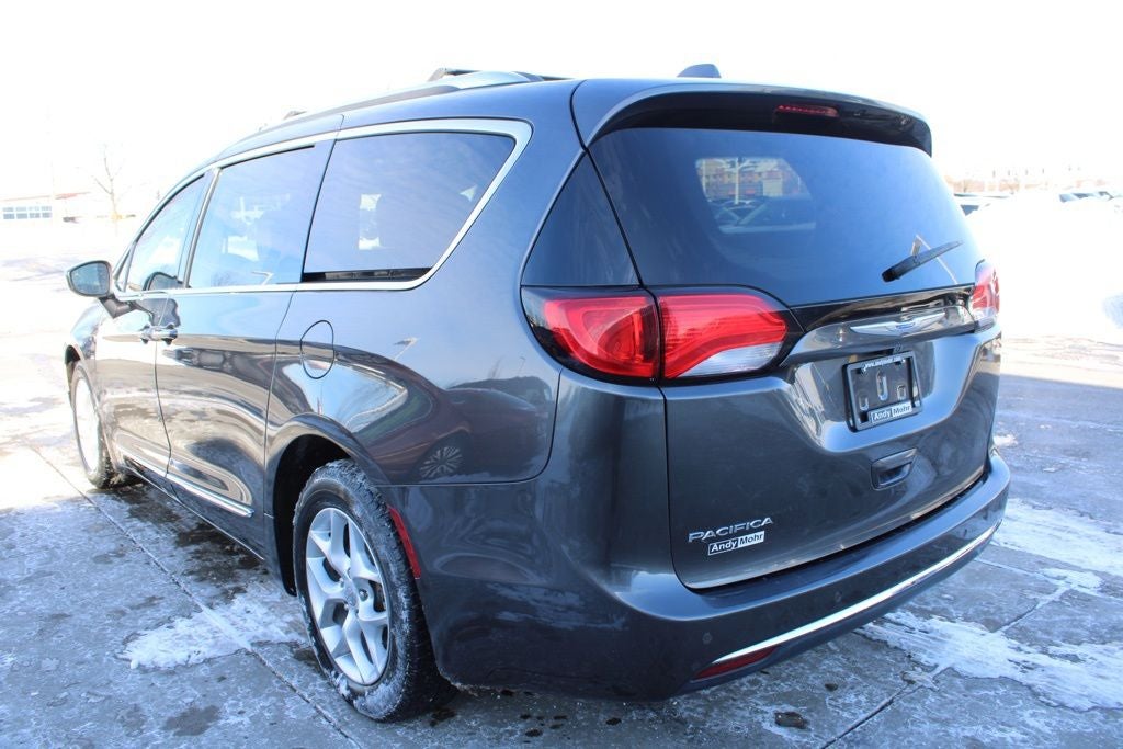 2018 Chrysler Pacifica Touring L Plus
