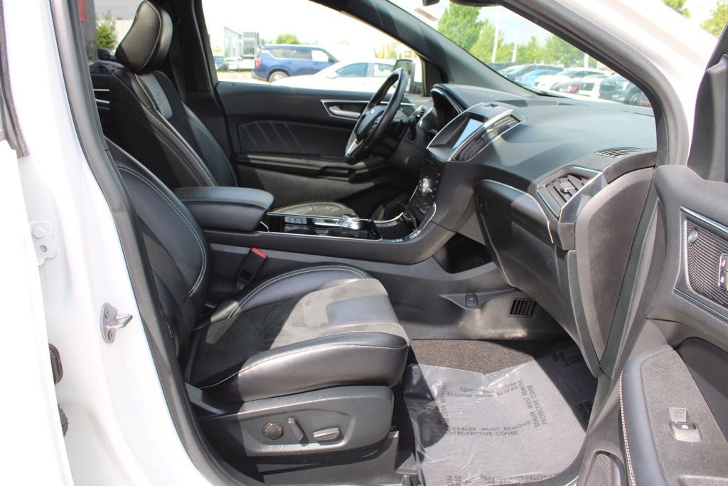 2020 Ford Edge ST