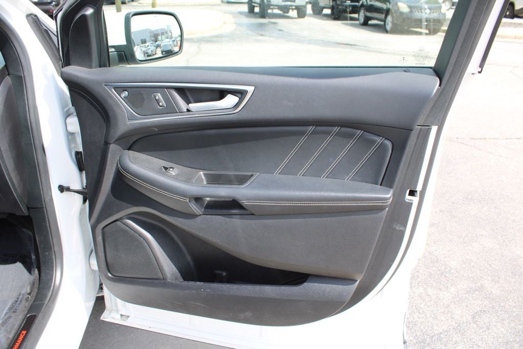 2020 Ford Edge ST