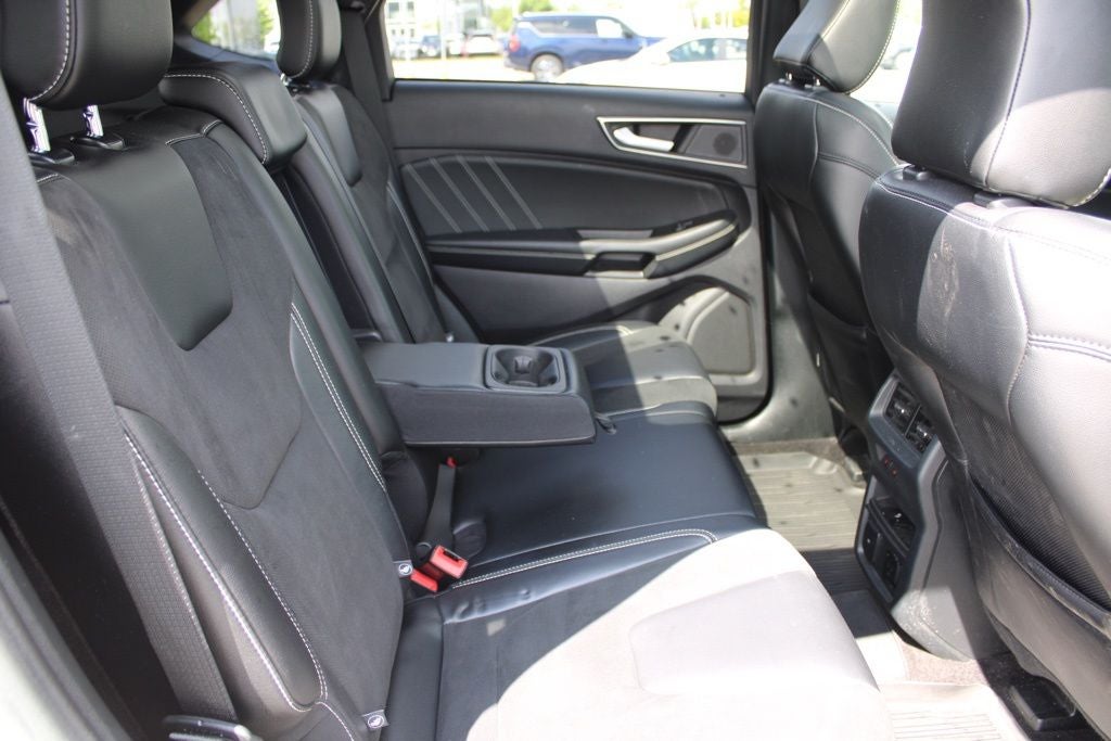 2020 Ford Edge ST