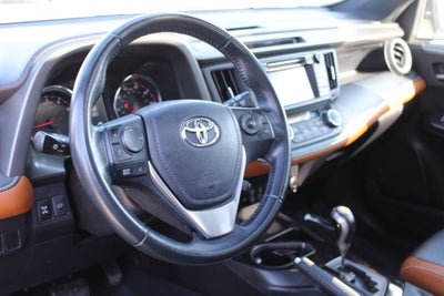 2016 Toyota RAV4 SE