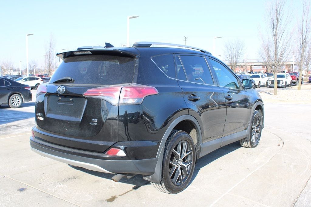 2016 Toyota RAV4 SE
