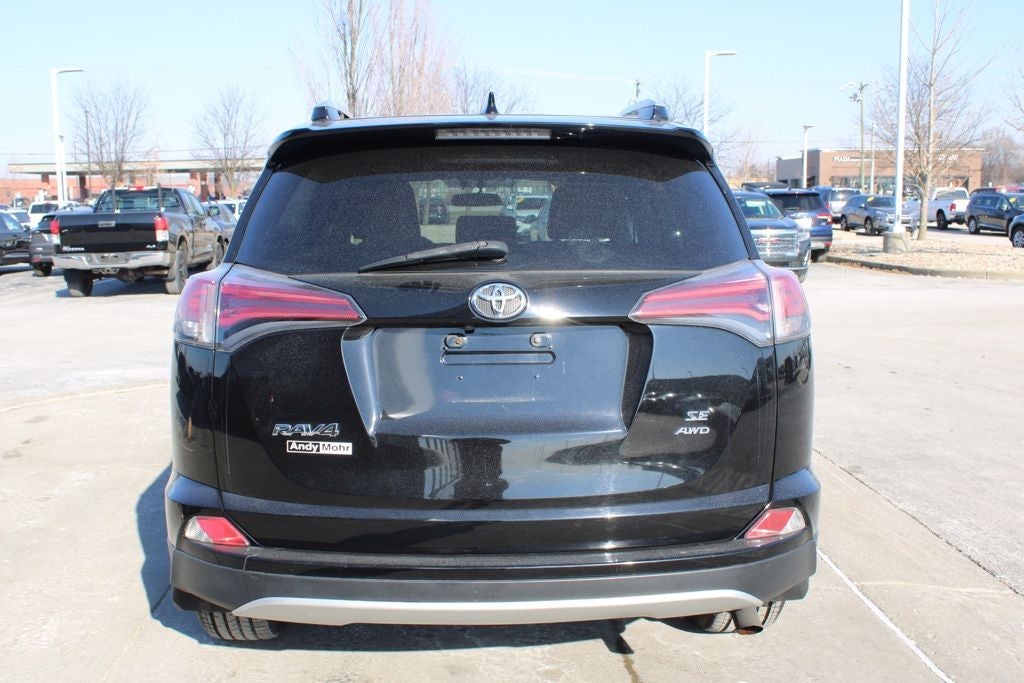 2016 Toyota RAV4 SE