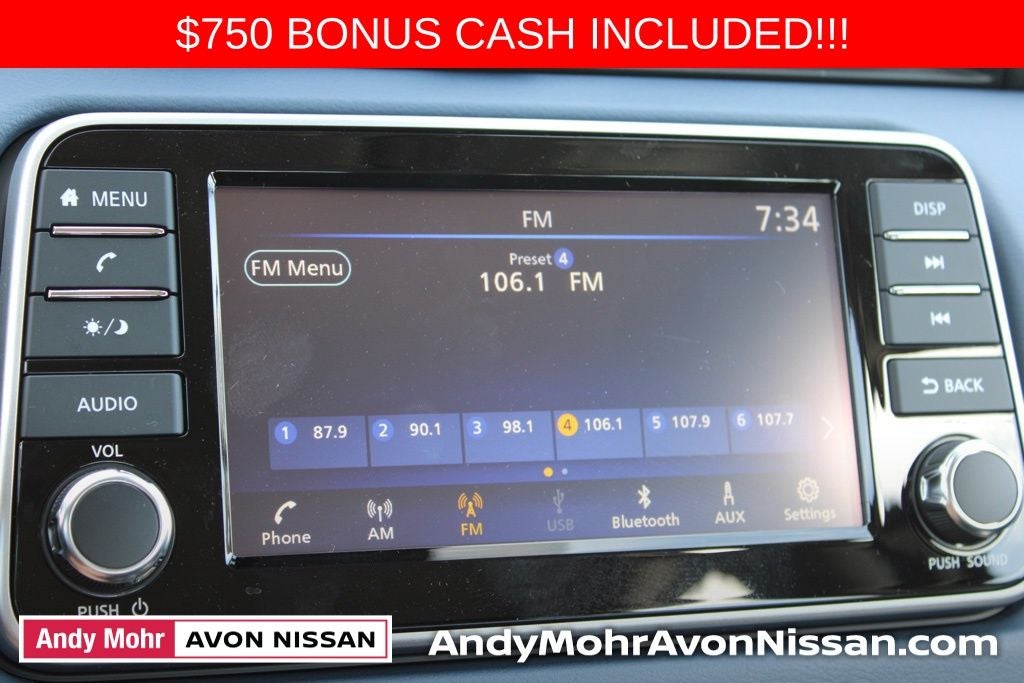 2025 Nissan Versa 1.6 SV