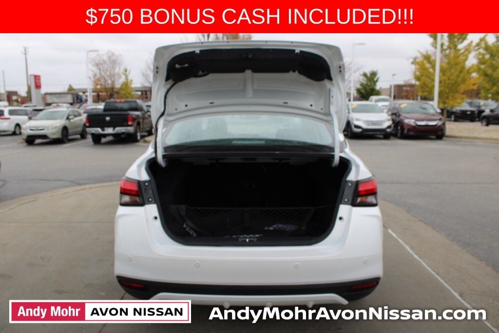 2025 Nissan Versa 1.6 SV