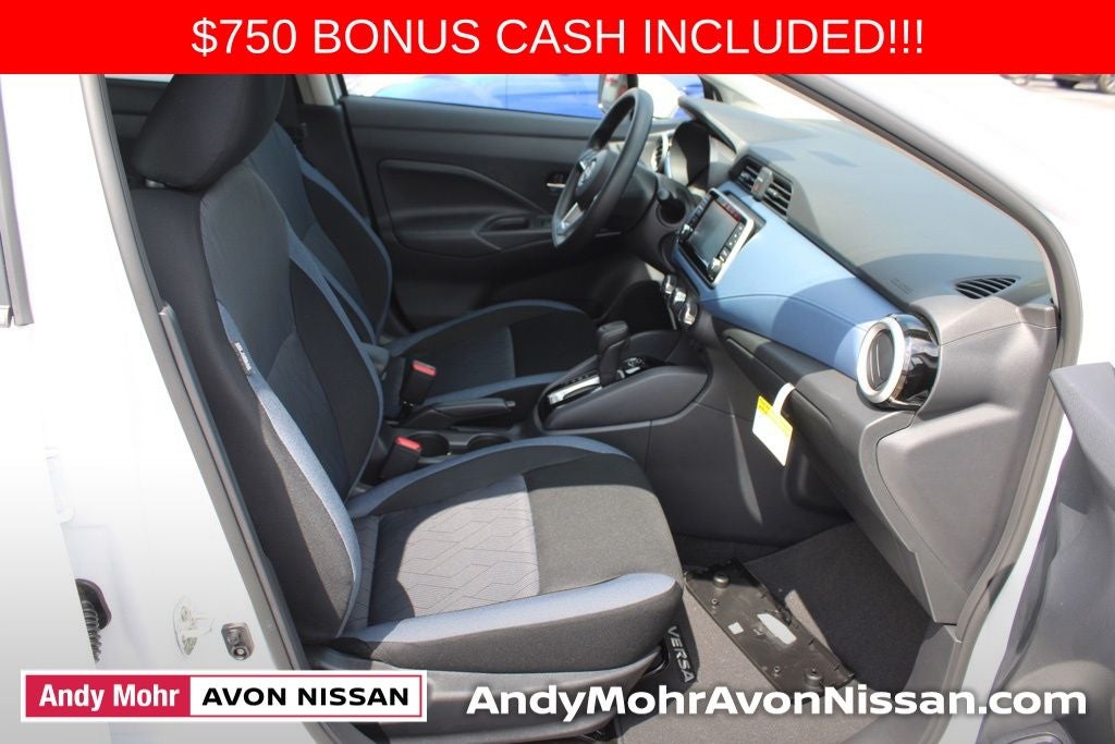 2025 Nissan Versa 1.6 SV