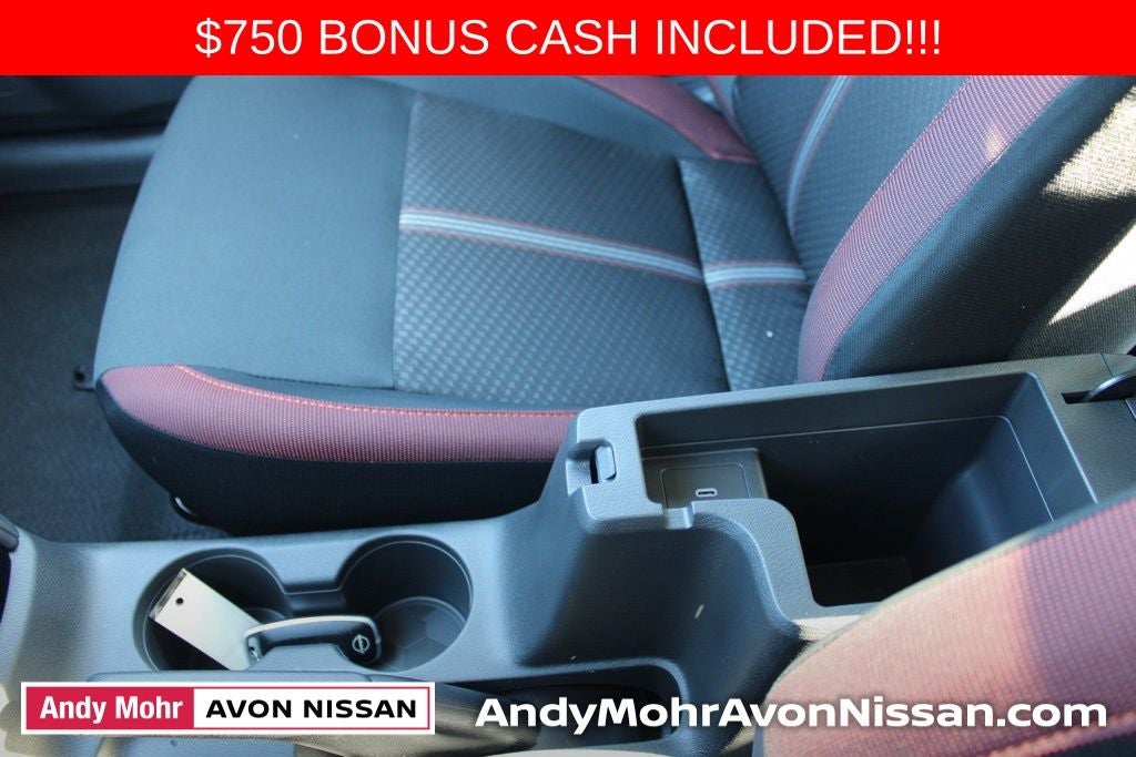 2025 Nissan Versa 1.6 SR