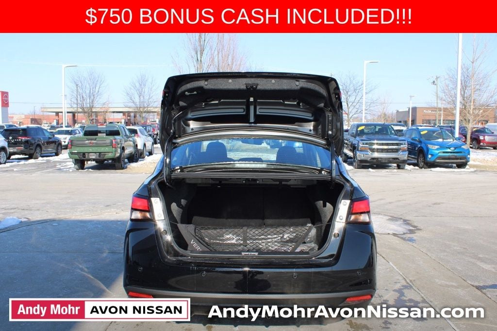 2025 Nissan Versa 1.6 SR