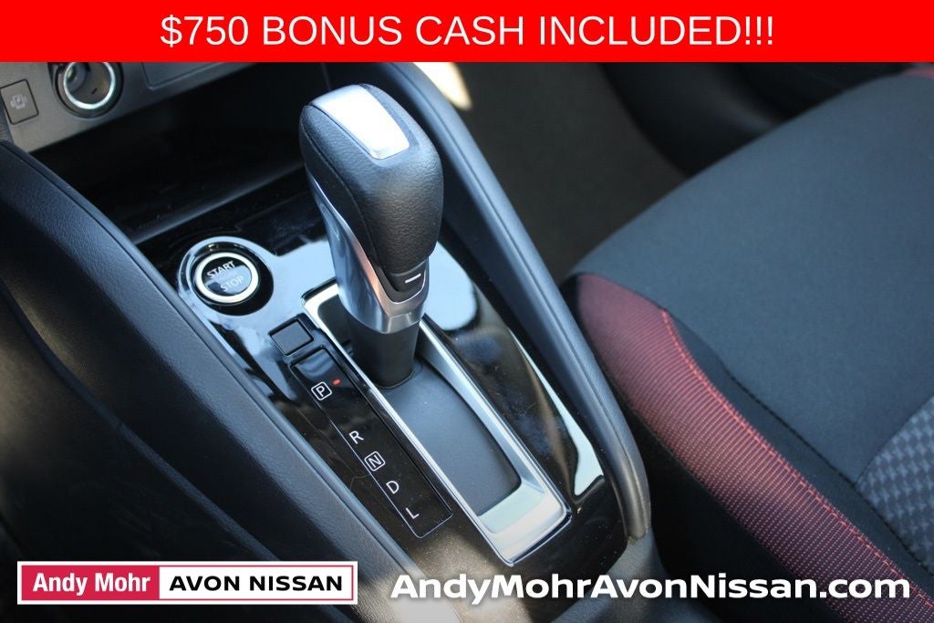 2025 Nissan Versa 1.6 SR