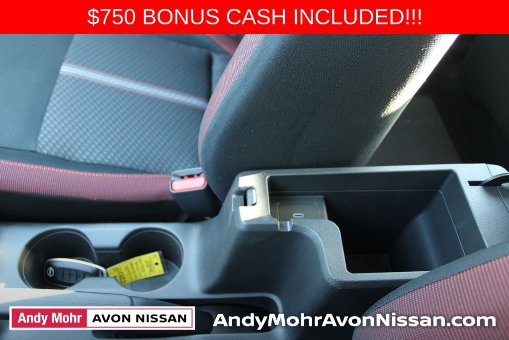 2025 Nissan Versa 1.6 SR