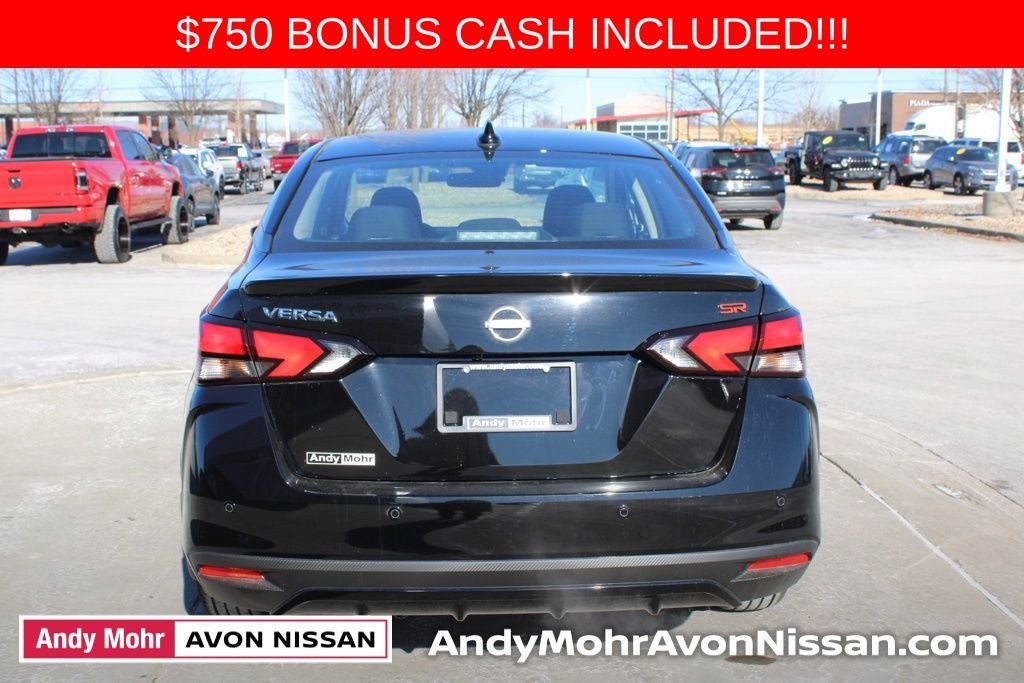 2025 Nissan Versa 1.6 SR