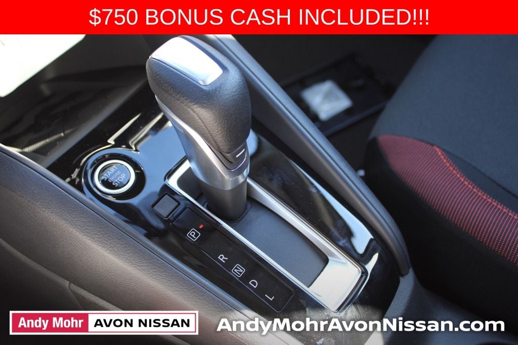 2025 Nissan Versa 1.6 SR