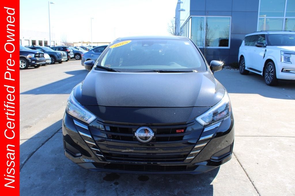 2025 Nissan Versa 1.6 SR