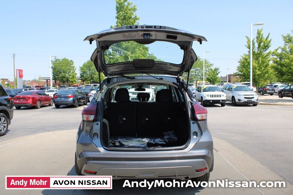 2025 Nissan Kicks Play S