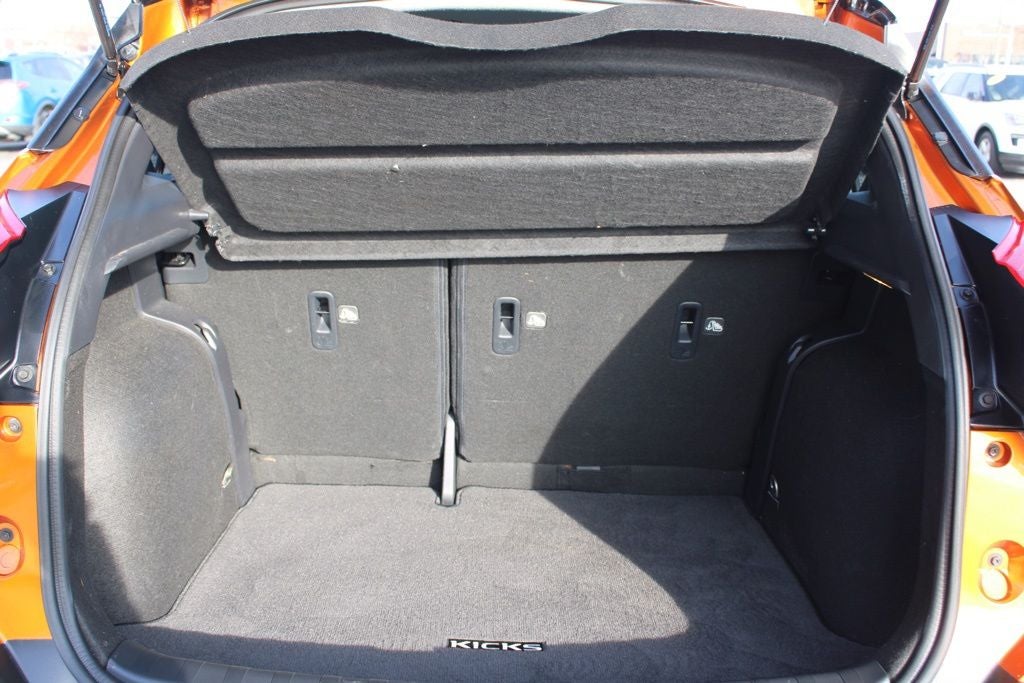 2019 Nissan Kicks SR