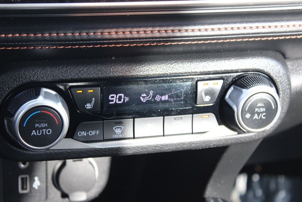 2019 Nissan Kicks SR