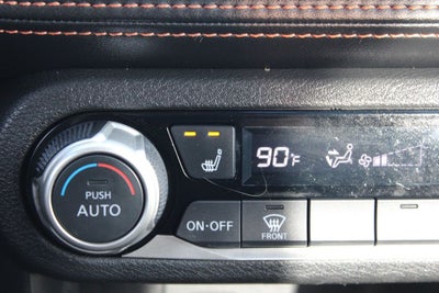 2019 Nissan Kicks SR