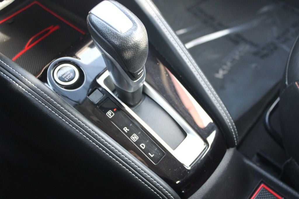 2019 Nissan Kicks SR