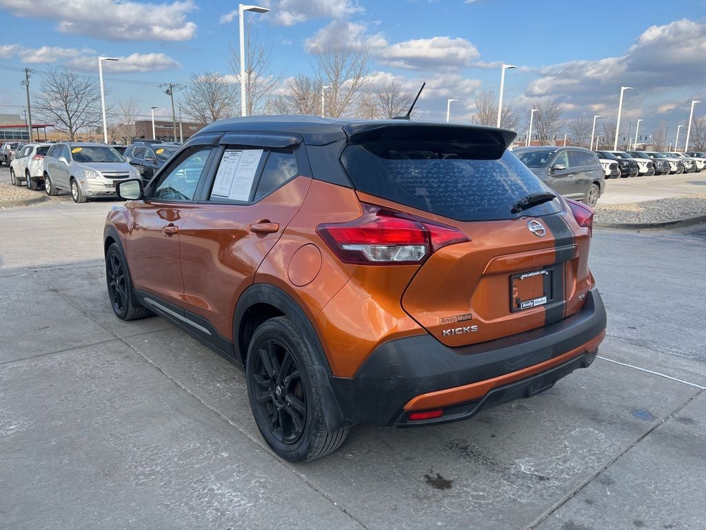 2019 Nissan Kicks SR