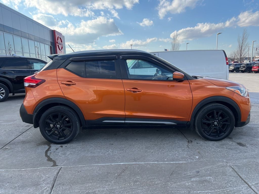 2019 Nissan Kicks SR