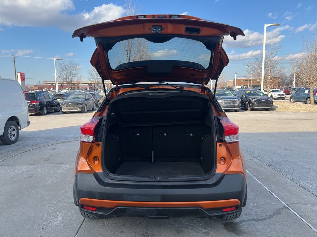 2019 Nissan Kicks SR