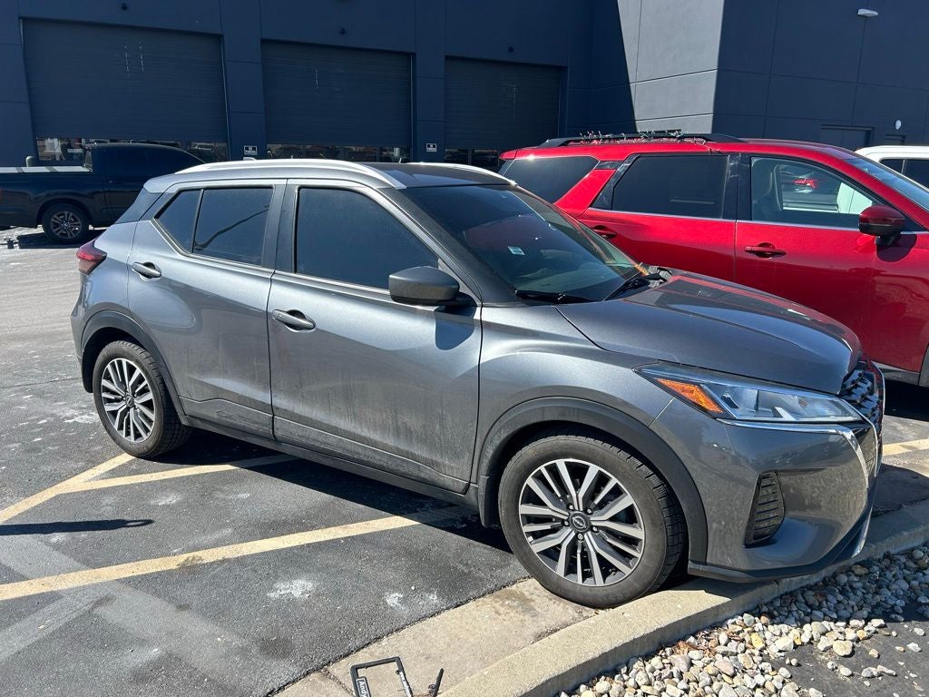 2022 Nissan Kicks SV