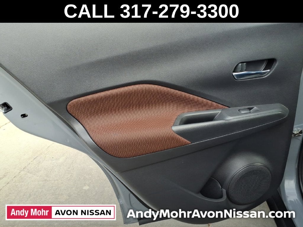 2021 Nissan Kicks SR