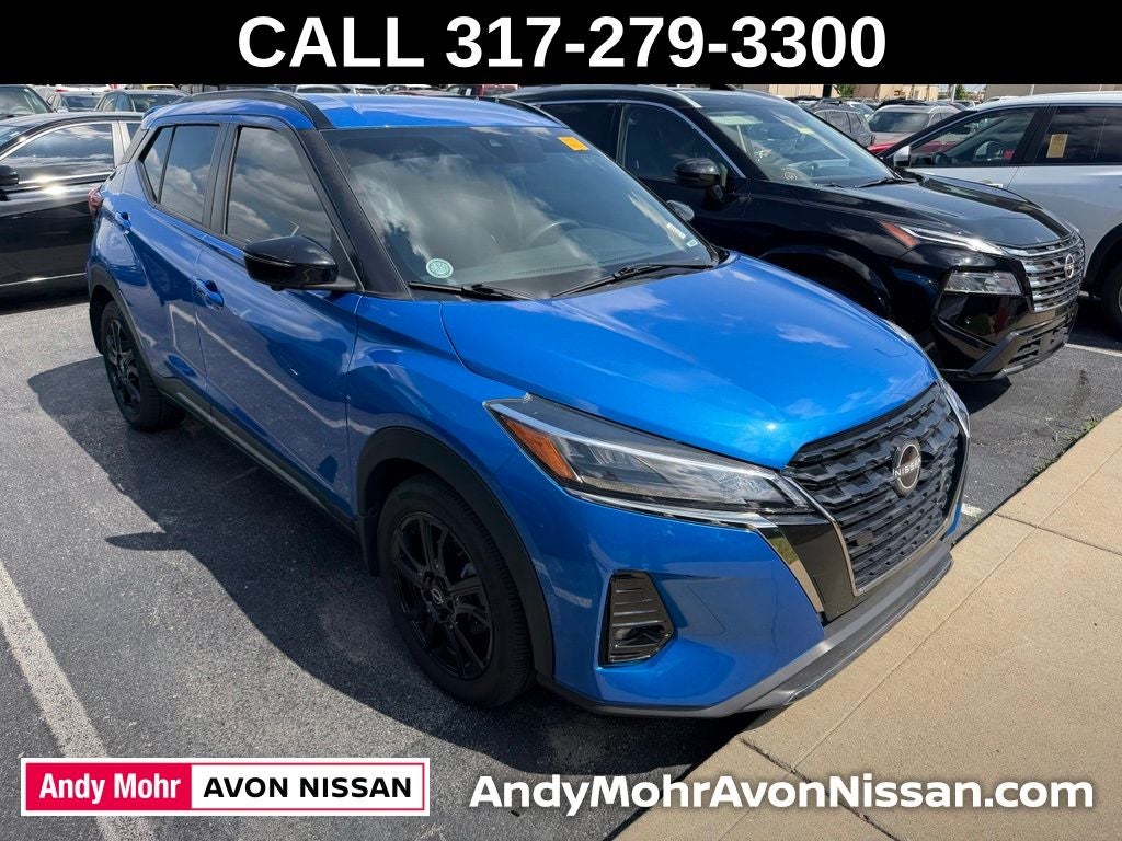 2022 Nissan Kicks SR