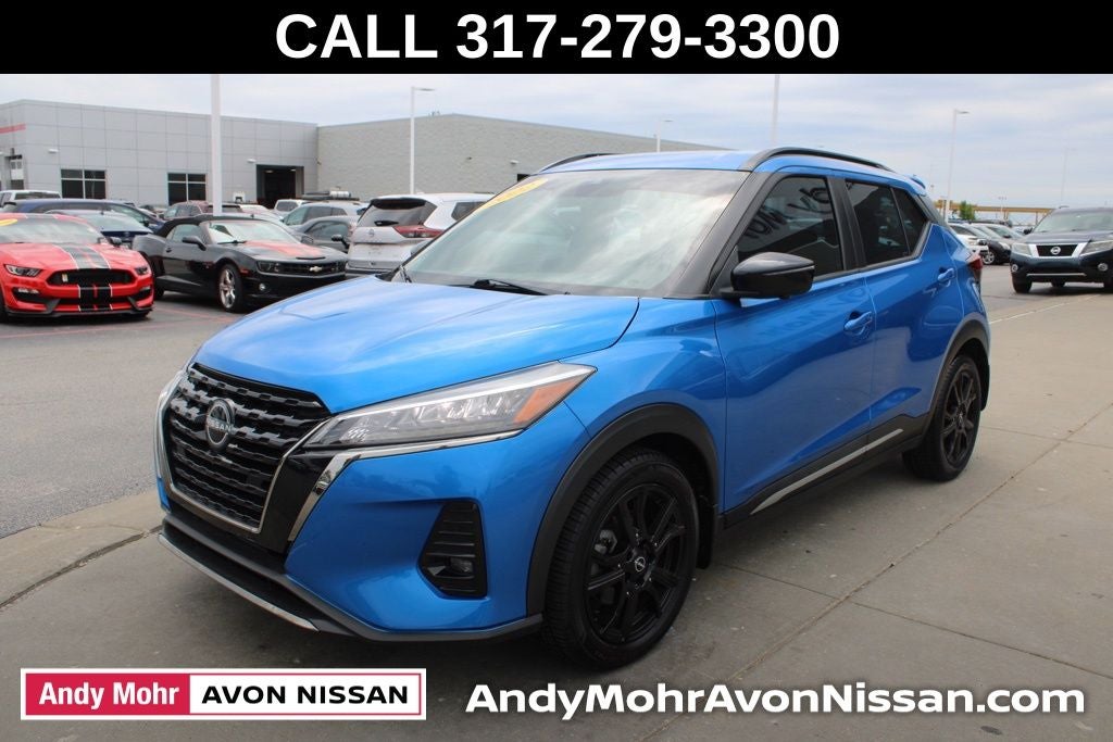 2022 Nissan Kicks SR