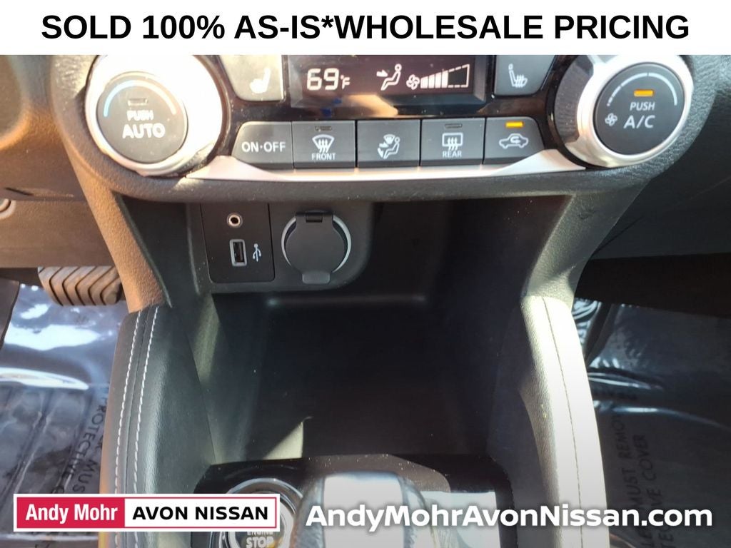 2020 Nissan Kicks SR