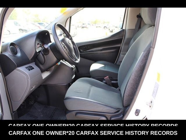 2020 Nissan NV200 SV