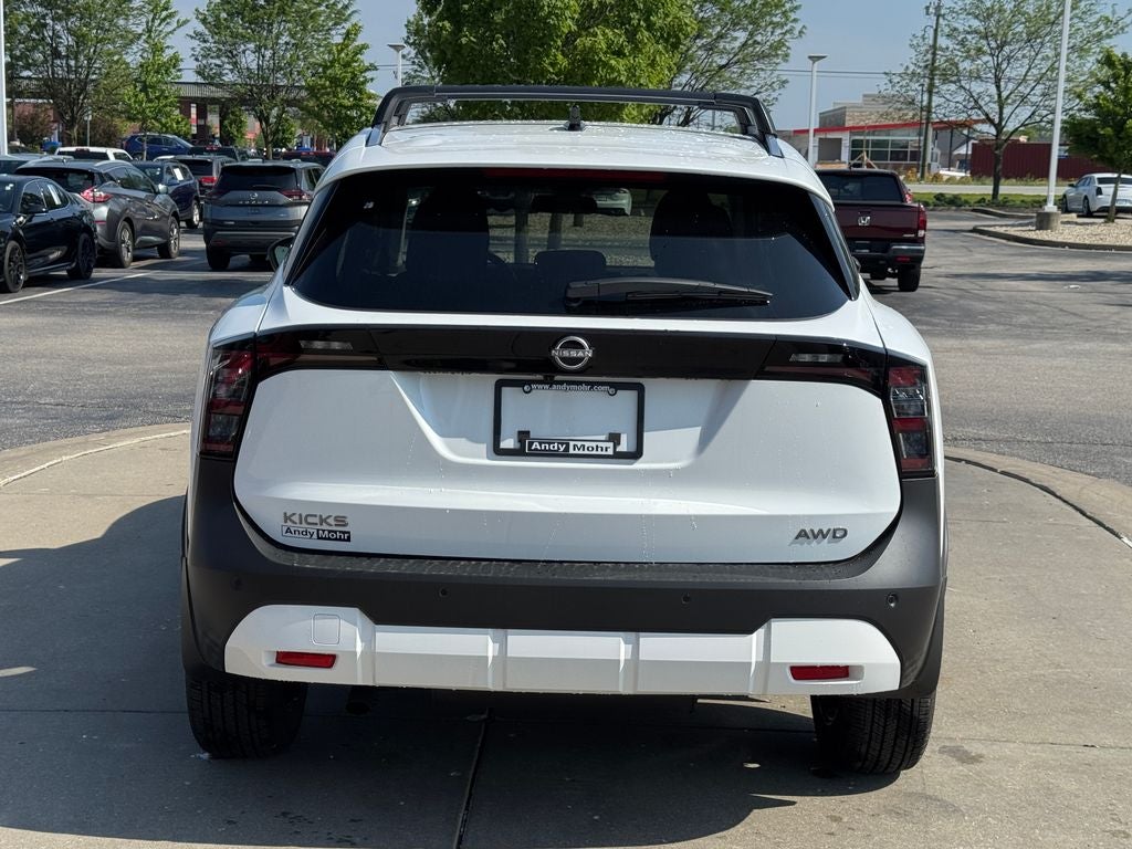 2026 Nissan Kicks SV